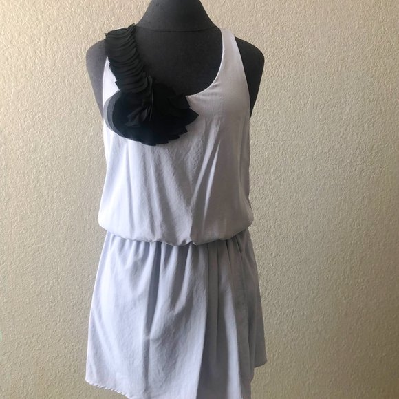FreeDay Bluish-Gray Flowy Modern Dress - Picture 4 of 5